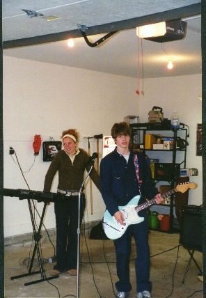 band11.JPG (129022 bytes)