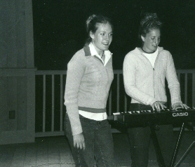 band12.JPG (56112 bytes)